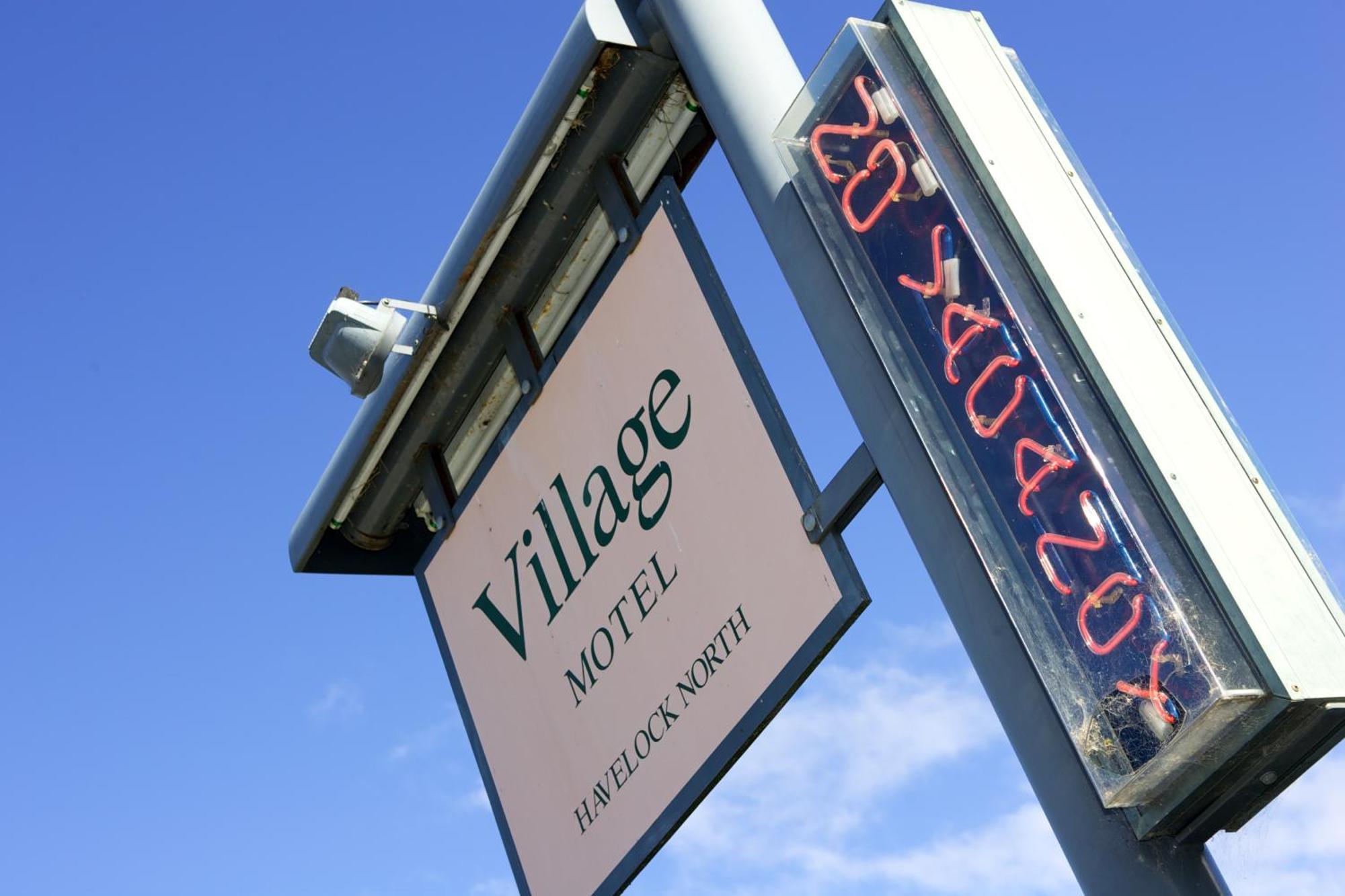 Village Motel Havelock North Exteriör bild